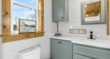 MODERN FARMHOUSE BATHROOM