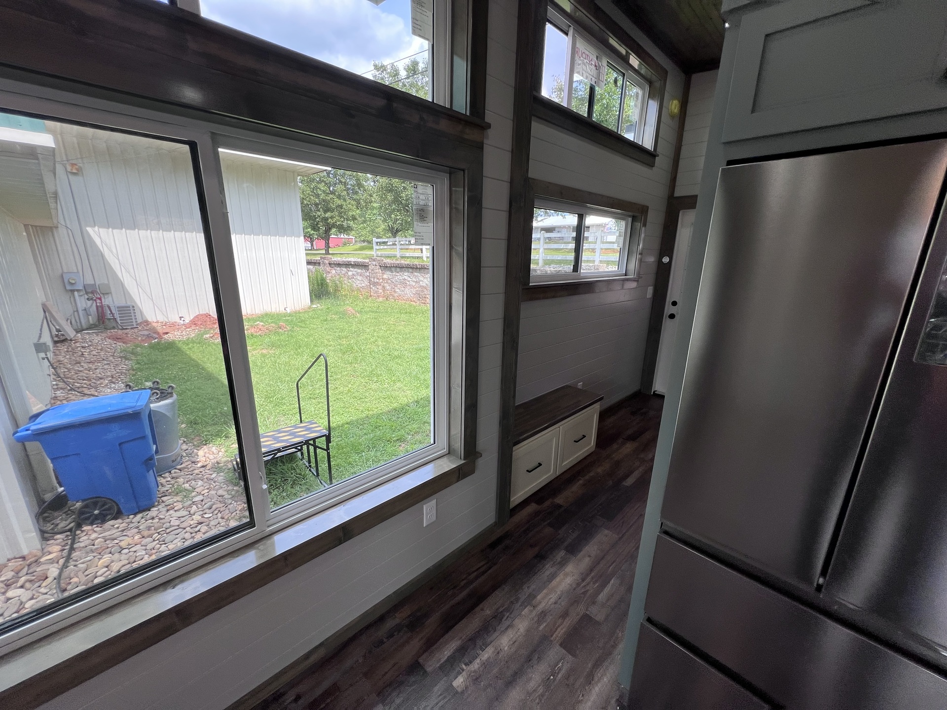 Kitchen & Living Area
